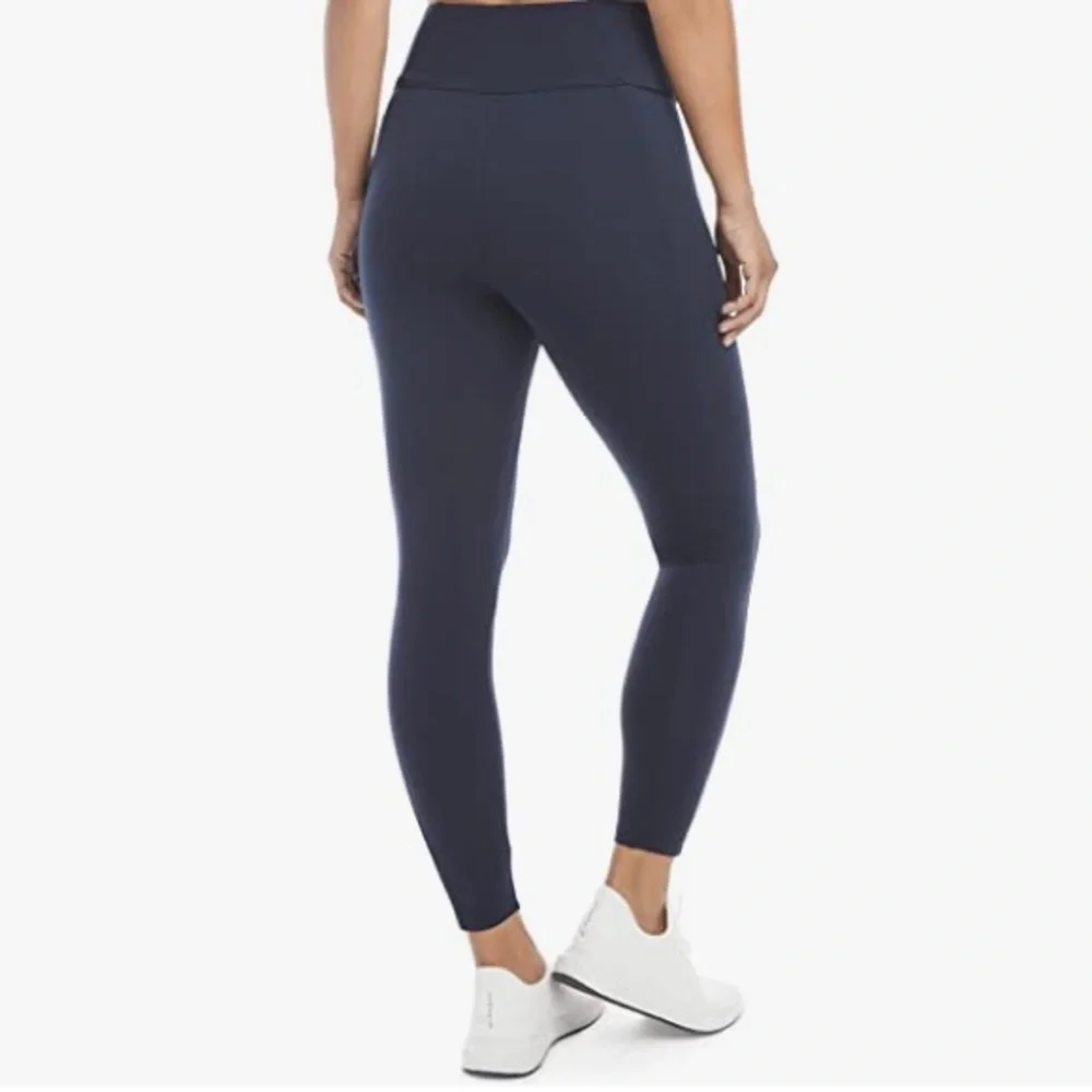 Danskin Legging w/ Hidden Pocket Sz. Sm - Picture 3 of 3
